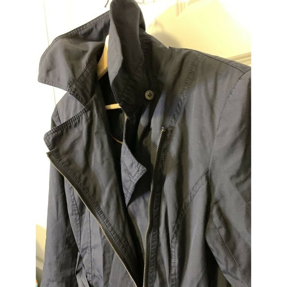 Vince Camuto Women’s Sz M Blue Jacket Trench Coat with belt rain - Picture 7 of 11
